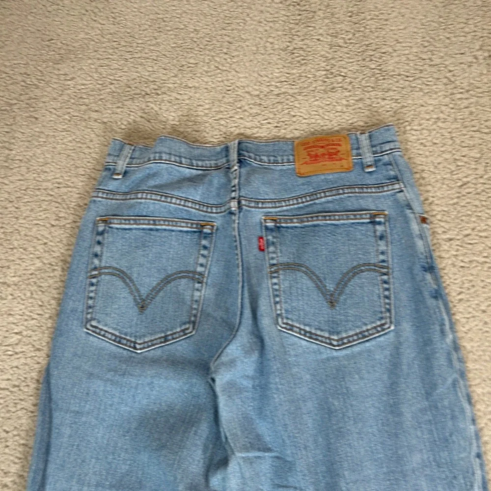 Levis Classic Relaxed Boot Cut Jeans‎ Y2K Light Wash Blue Size 10MIS L=M